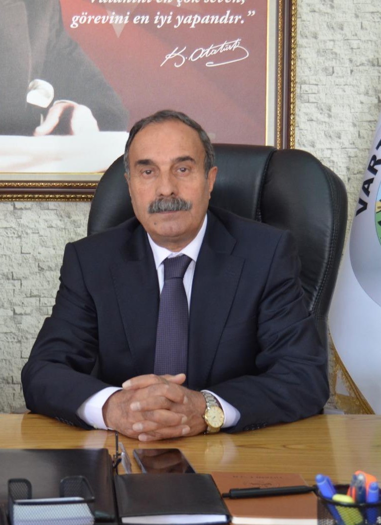 Giyasettin AYDEMİR